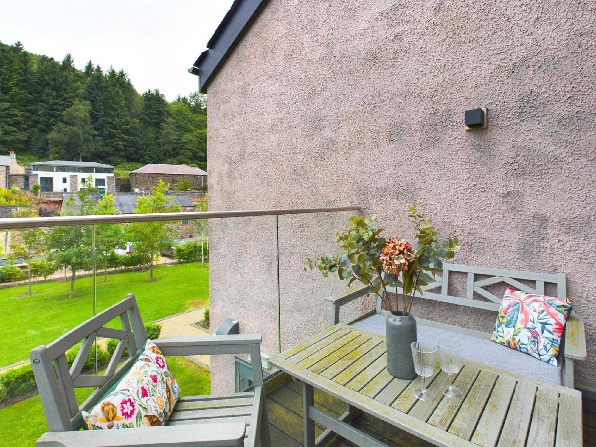 Wild Roses Serviced Apartments - Lake District Backbarrow Εξωτερικό φωτογραφία